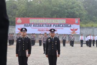 Tipikor Kejari Rohul Serahkan Tersangka BHDS dan BB kepada JPU   MitaNews Rohul